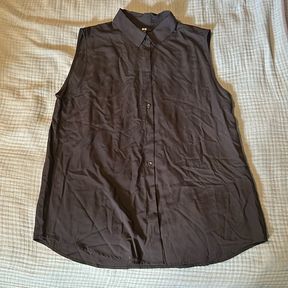 Black Uniqlo Button-down tank